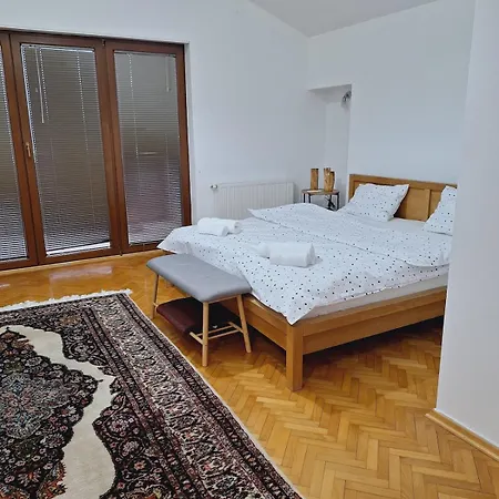 بيت للعطل Quiet, Family-friendly House With Garden & Parking *