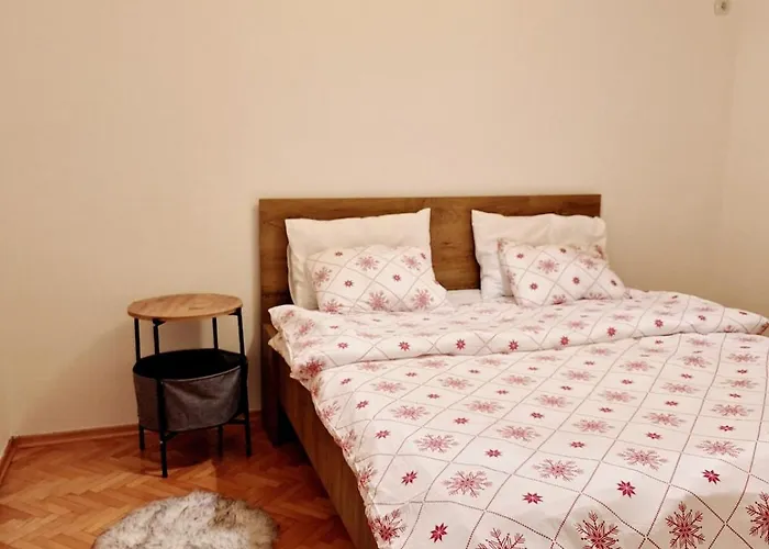 Сasa de vacaciones Quiet, Family-friendly House With Garden & Parking Skopie