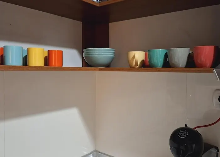 Сasa de vacaciones Quiet, Family-friendly House With Garden & Parking *