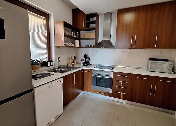 Quiet, Family-friendly House With Garden & Parking * Skopie